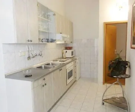 Apartment Gorana Jelsa (Hvar)